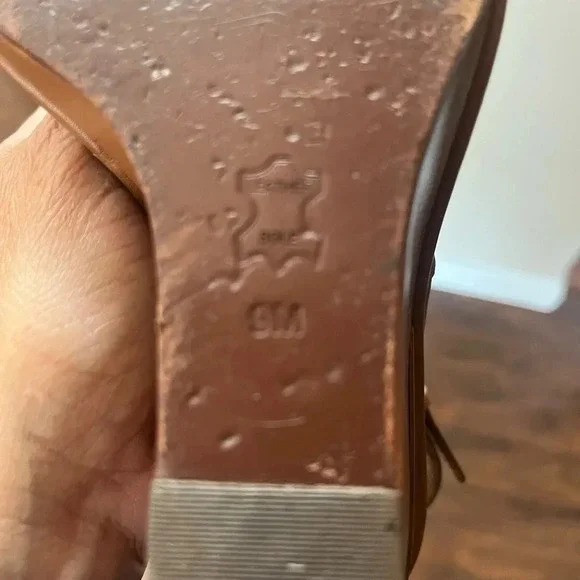 Authentic Tory Burch Gabrielle Wedge Sandals- Size 9 Brown